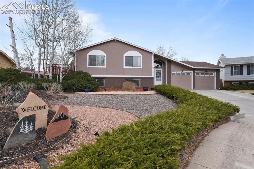 5027 N Hackamore Dr., Colorado Springs, CO 80918