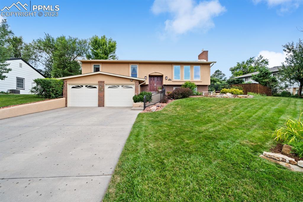 2711 Northcrest Dr., Colorado Springs, CO 80918