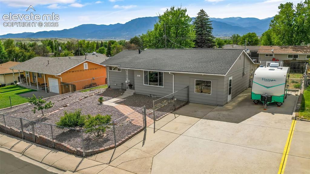 308 Rose Dr., Colorado Springs, CO 80911