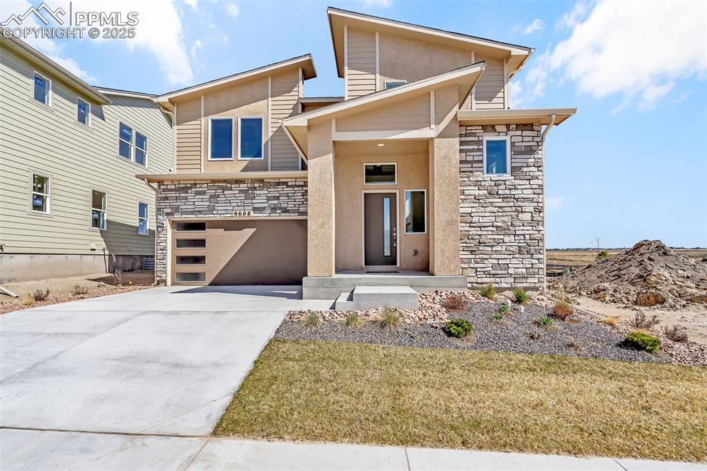 9608 Feathergrass Dr., Colorado Springs, CO 80927