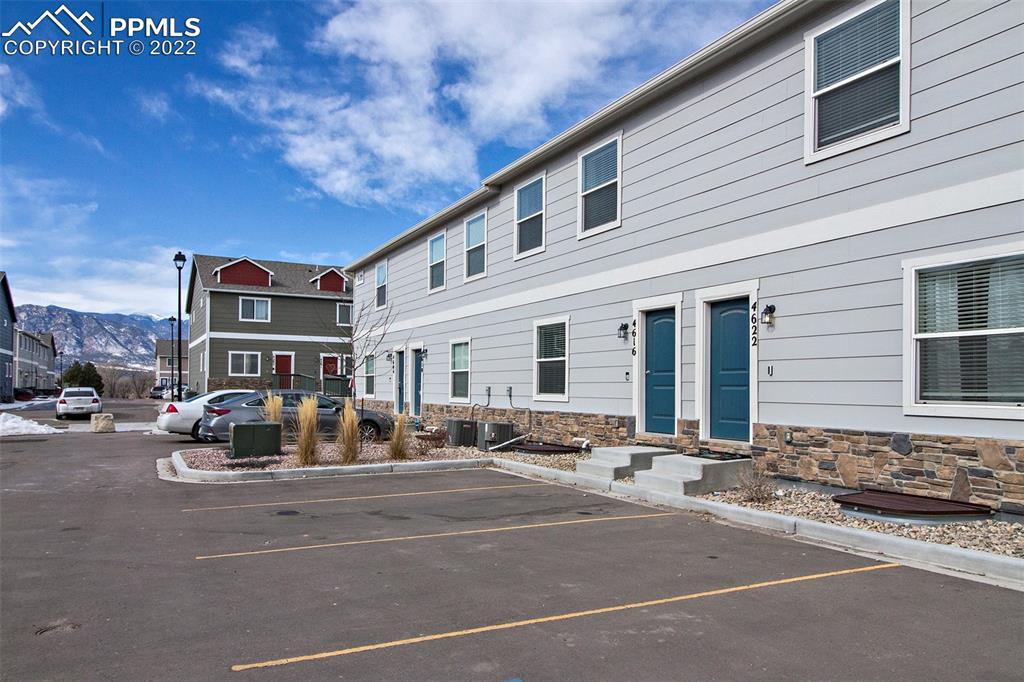 4622 Wharf Point, Colorado Springs, CO 80911