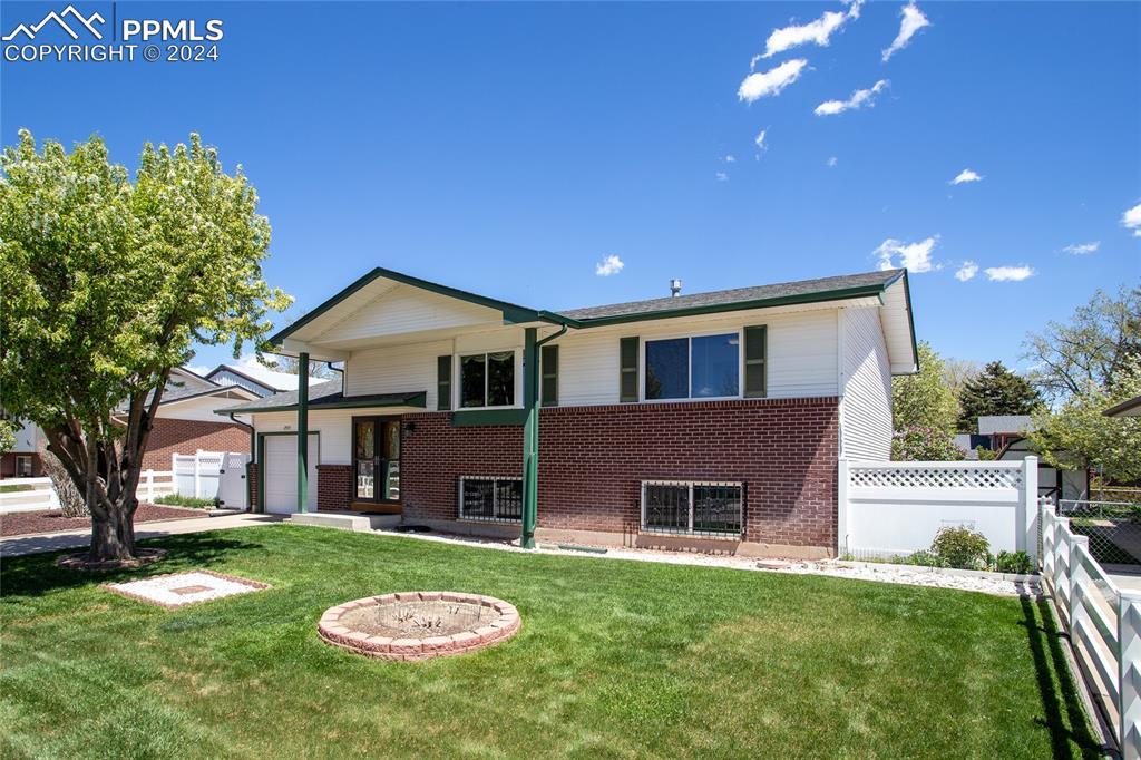 255 Dexter St., Colorado Springs, CO 80911