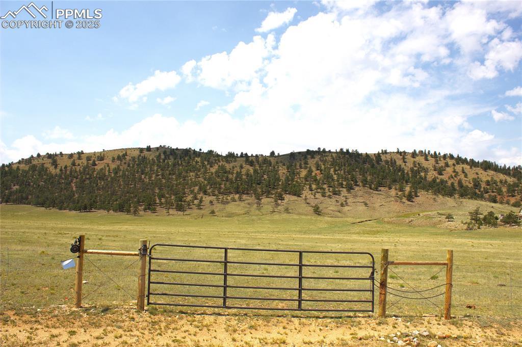 835 Sulphur Mountain Rd., Lake George, CO 80827