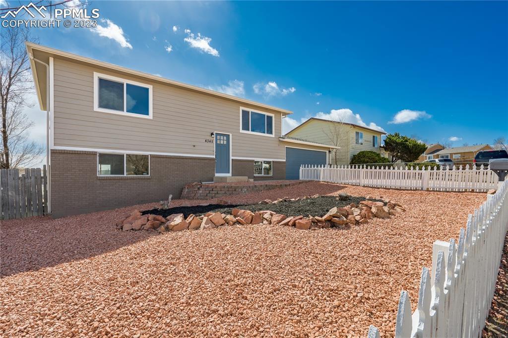 4345 College View Dr., Colorado Springs, CO 80906