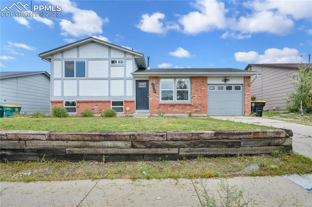 6658 Noble St., Colorado Springs, CO 80915