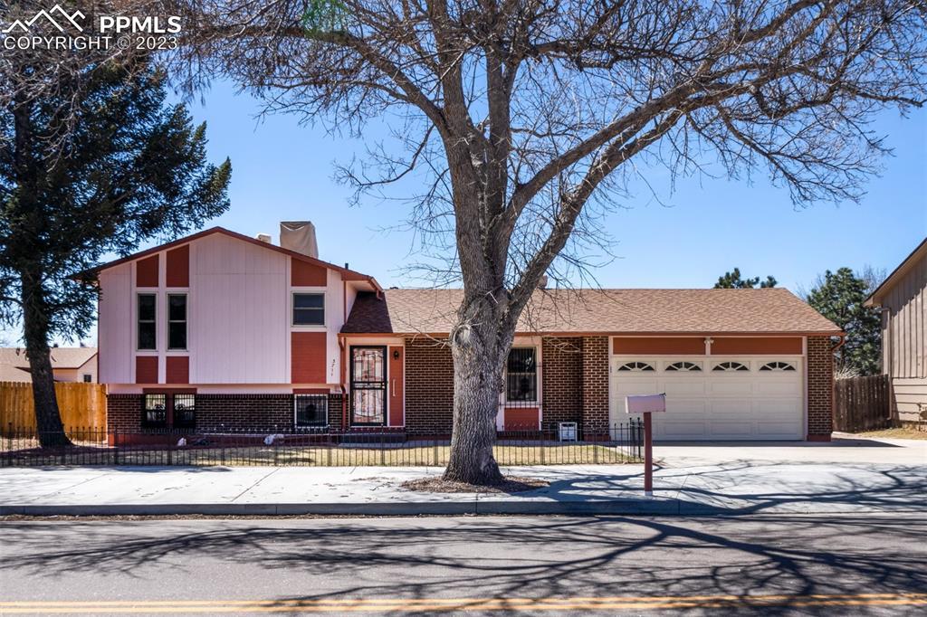 3711 Montebello Dr., Colorado Springs, CO 80918