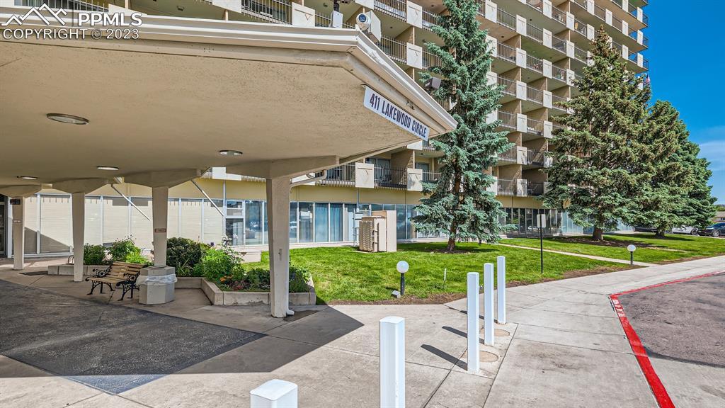 411 Lakewood Cir. #B335, Colorado Springs, CO 80910