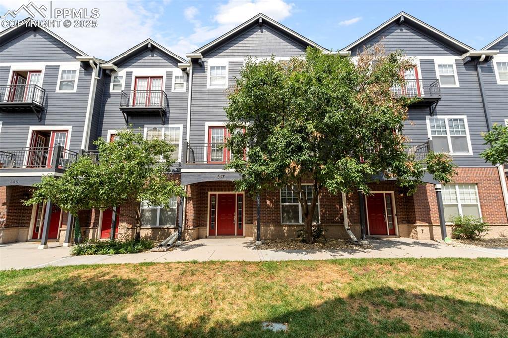 847 Victoria Ridge Point, Colorado Springs, CO 80903