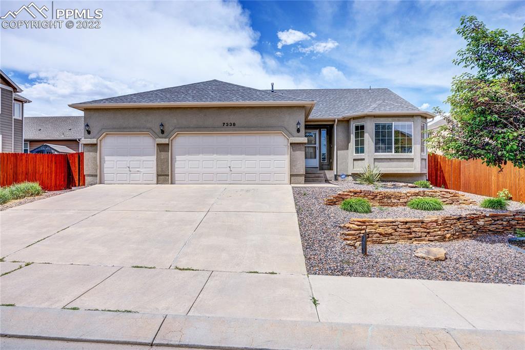 7338 Buffalo Plains Ct., Colorado Springs, CO 80915