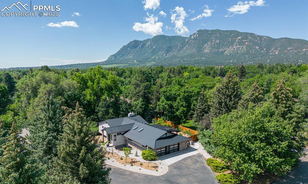 2510 Old Broadmoor Rd., Colorado Springs, CO 80906
