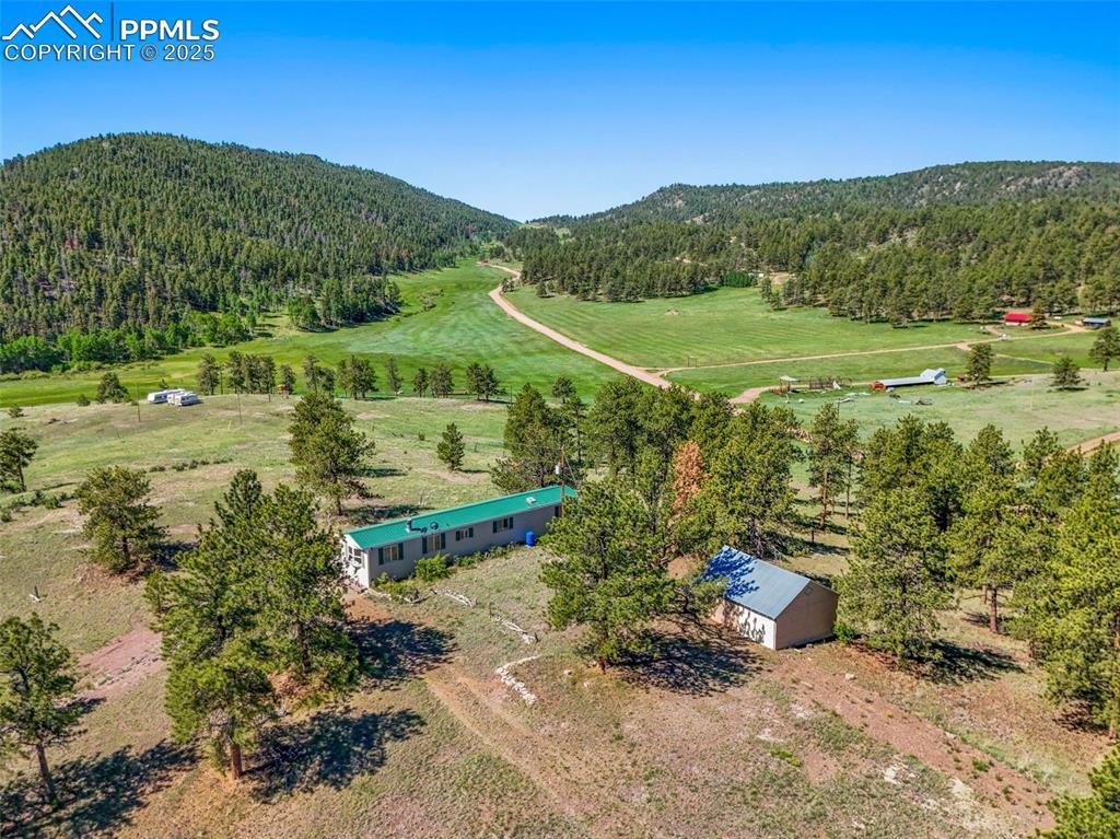 332 Valley Cir., Guffey, CO 80816