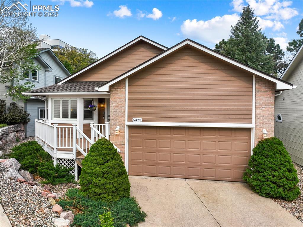 5423 Lions Gate Ln., Colorado Springs, CO 80919