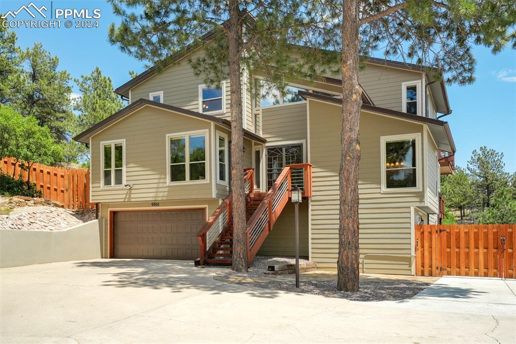 6951 Blackhawk Pl., Colorado Springs, CO 80919