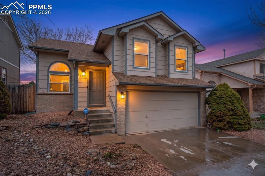 6917 Sproul Ln., Colorado Springs, CO 80918
