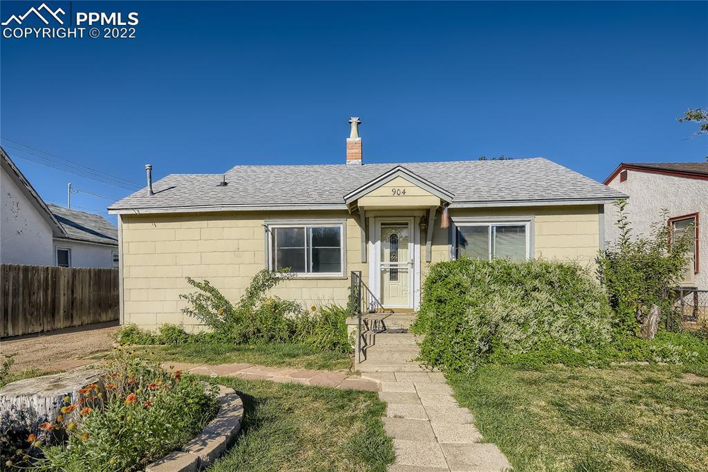 904 Iowa Ave., Colorado Springs, CO 80909