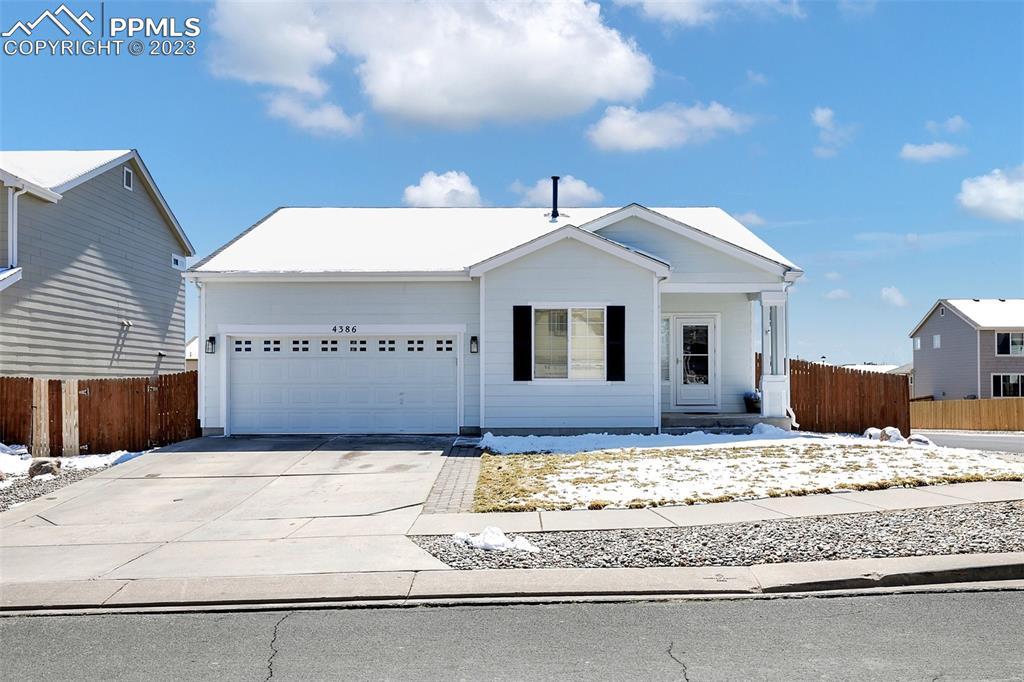 4386 Crow Creek Dr., Colorado Springs, CO 80922