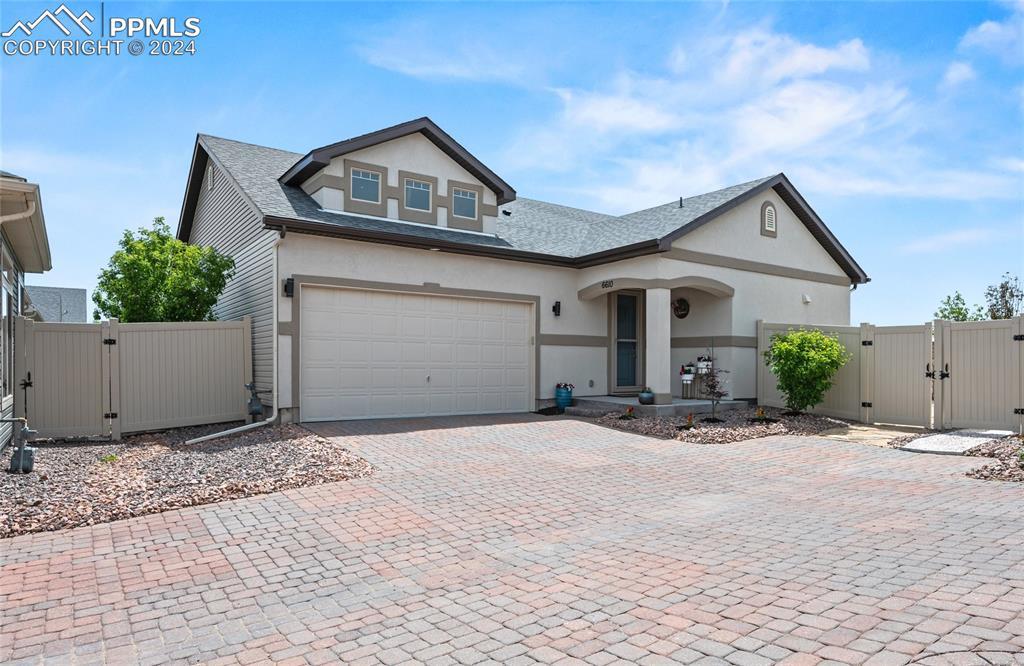 6610 Golden Briar Ln., Colorado Springs, CO 80927