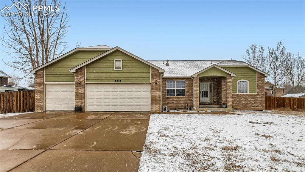 6865 Weeping Willow Dr., Colorado Springs, CO 80925