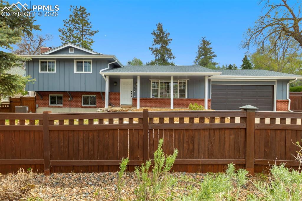 509 W Cheyenne Rd., Colorado Springs, CO 80906