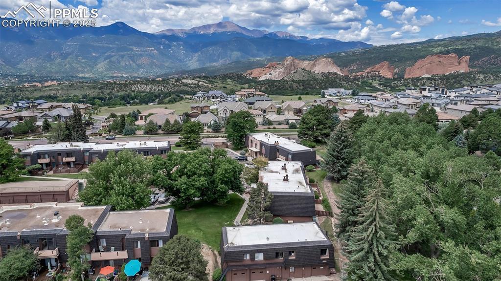 2963 Mesa Rd. #B, Colorado Springs, CO 80904