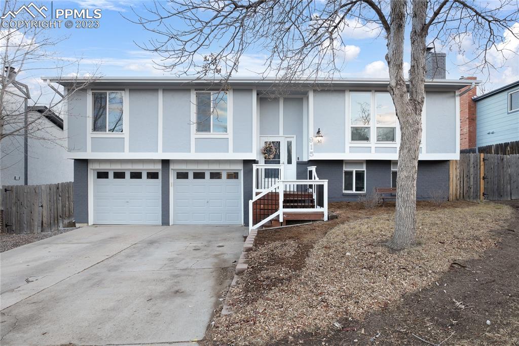 915 Valkenburg Dr., Colorado Springs, CO 80907