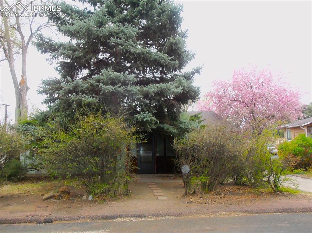 1907 Cascade Ln., Colorado Springs, CO 80906
