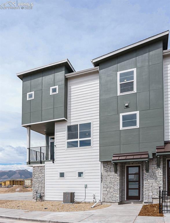 837 Beckton Heights, Colorado Springs, CO 80907