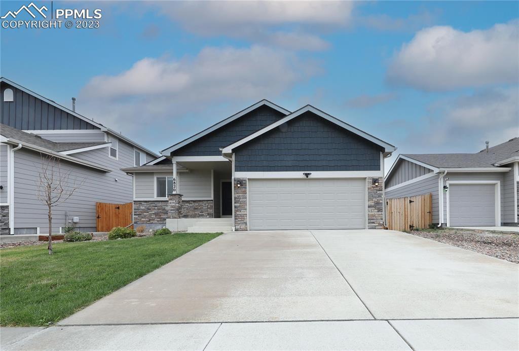 6820 Simcoe Dr., Colorado Springs, CO 80925