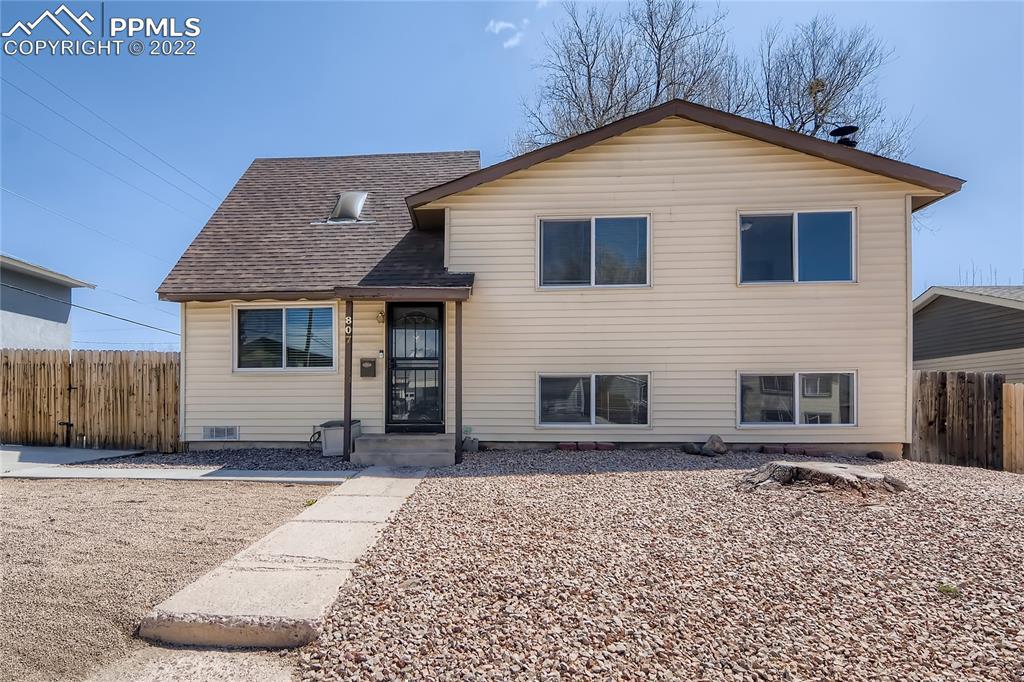 807 Bryce Dr., Colorado Springs, CO 80910