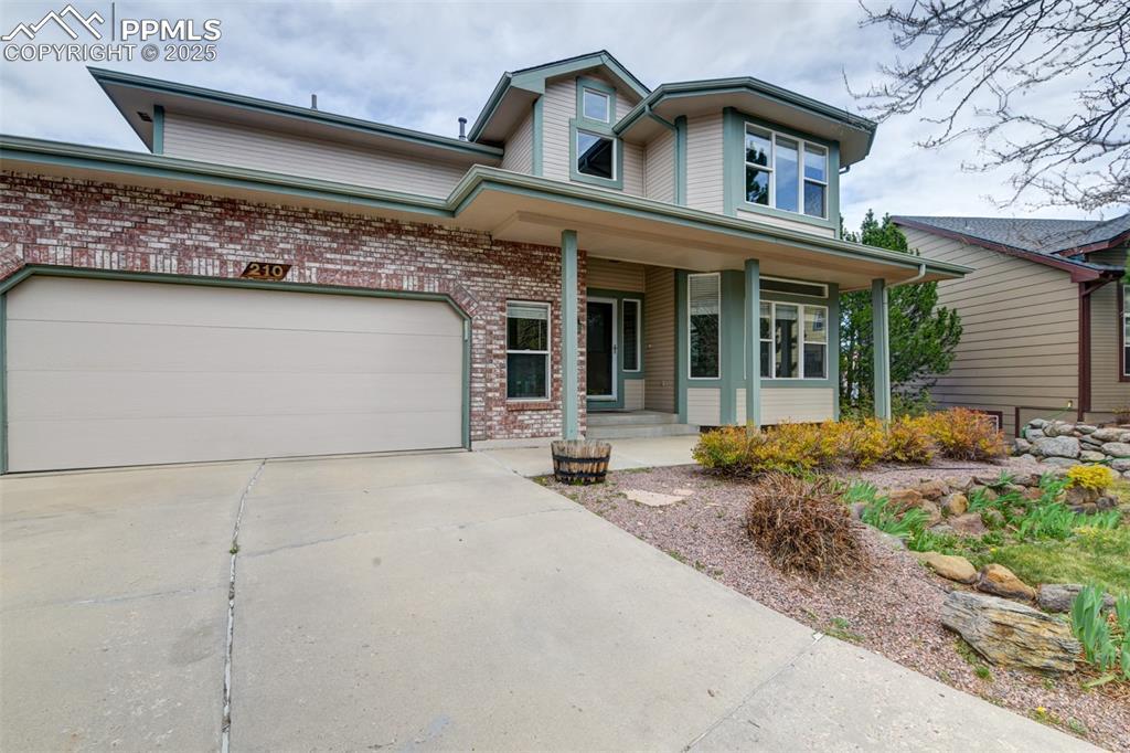 210 Cliff Falls Ct., Colorado Springs, CO 80919