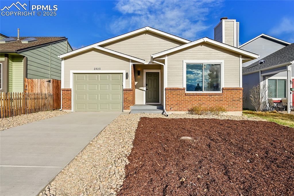 2325 Calistoga Dr., Colorado Springs, CO 80915