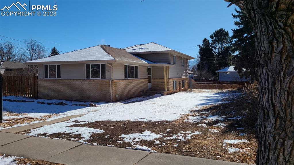 908 Chambers Dr., Colorado Springs, CO 80904