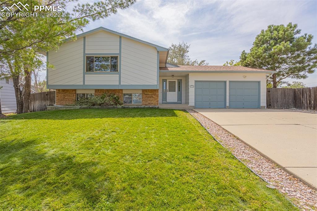 7715 Feldspar Dr., Colorado Springs, CO 80911