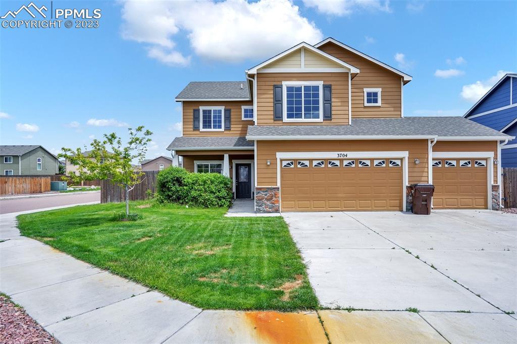 3704 Saguaro Cir., Colorado Springs, CO 80925