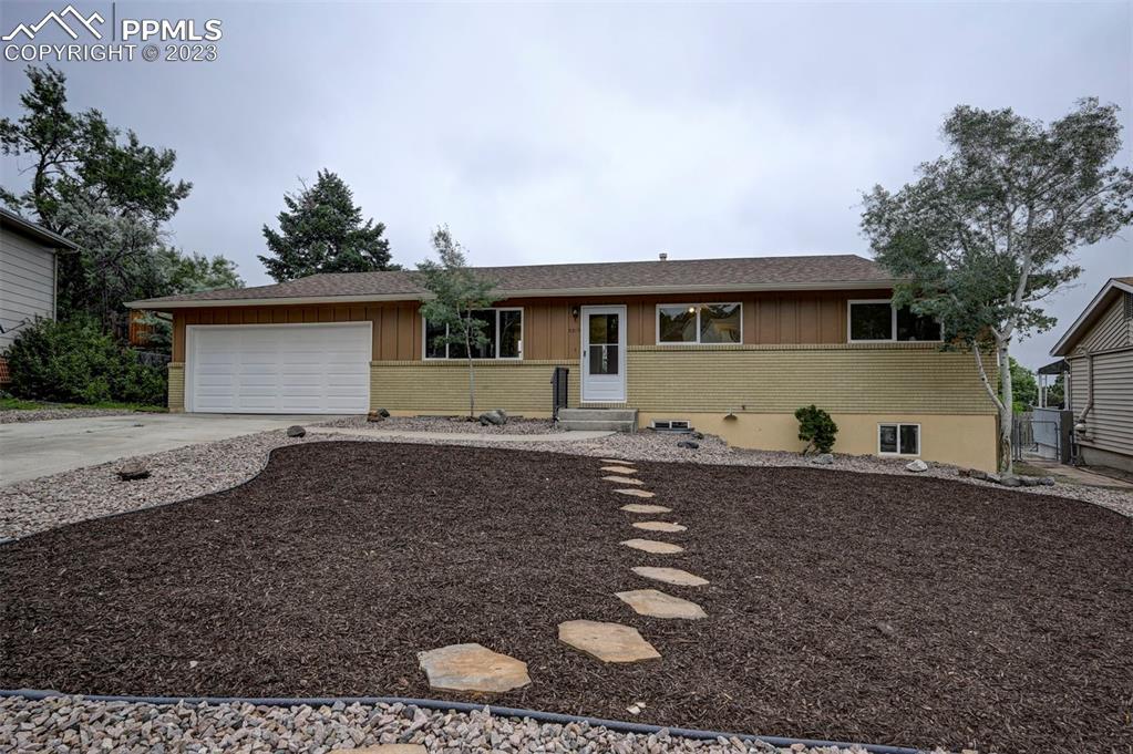 5319 Mira Loma Cir., Colorado Springs, CO 80918