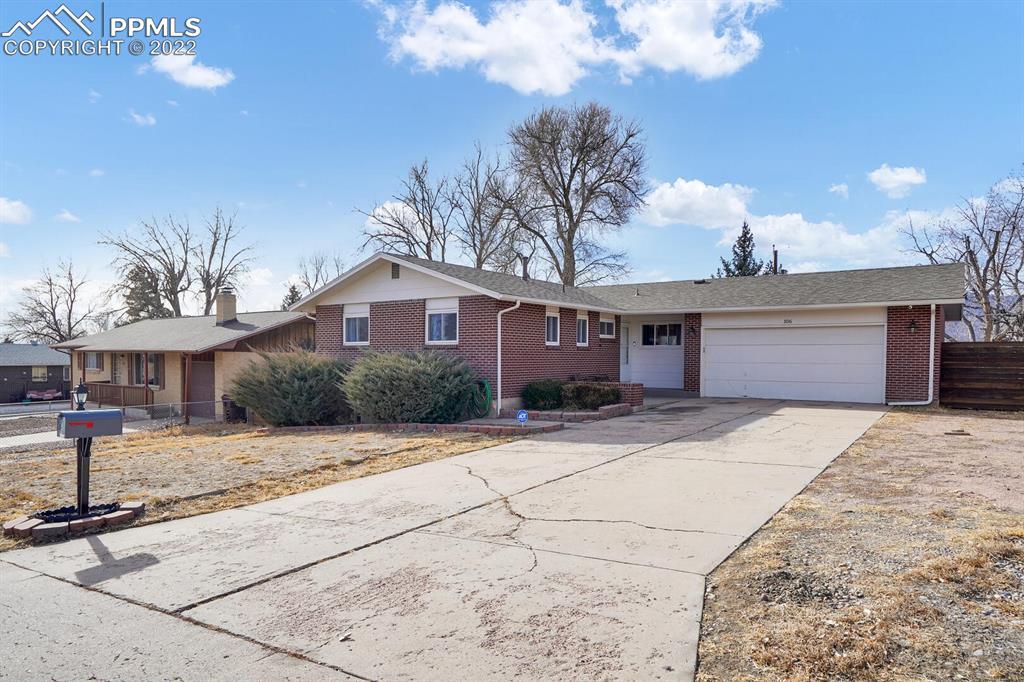 106 Ithaca St., Colorado Springs, CO 80911