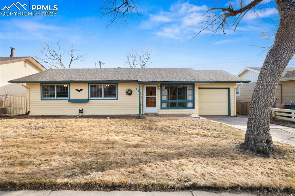 1207 Cumberland St., Colorado Springs, CO 80907