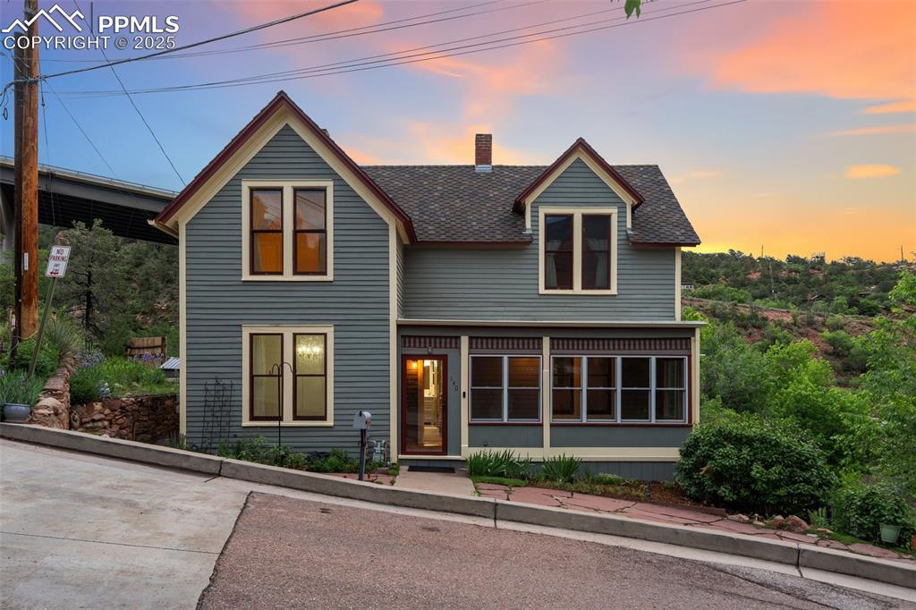 140 Cave Ave., Manitou Springs, CO 80829