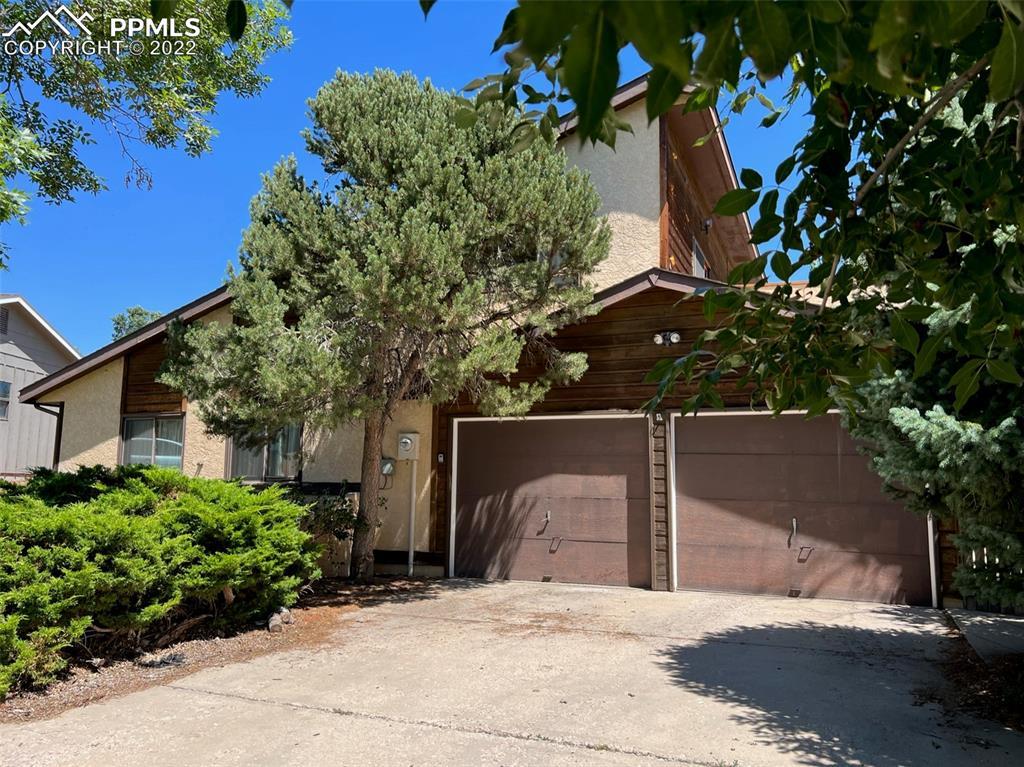 7655 Dawnview Ct., Colorado Springs, CO 80920