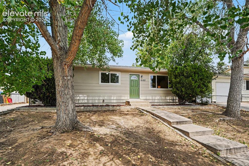 2122 Doniphan Dr., Colorado Springs, CO 80910