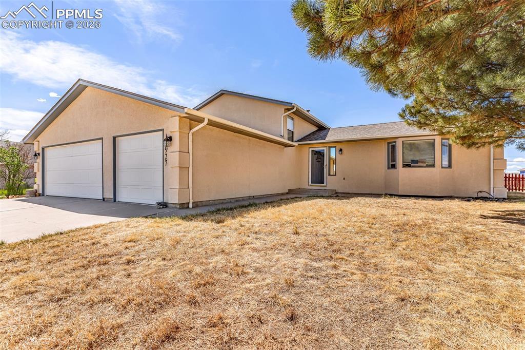 927 N Purcell Blvd., Pueblo West, CO 81007