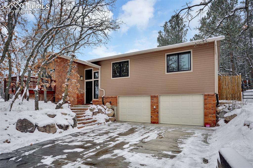 2107 Constellation Dr., Colorado Springs, CO 80906