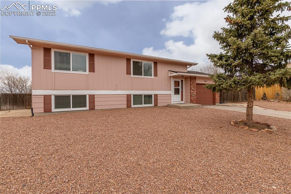 7540 Woodstock St., Colorado Springs, CO 80911