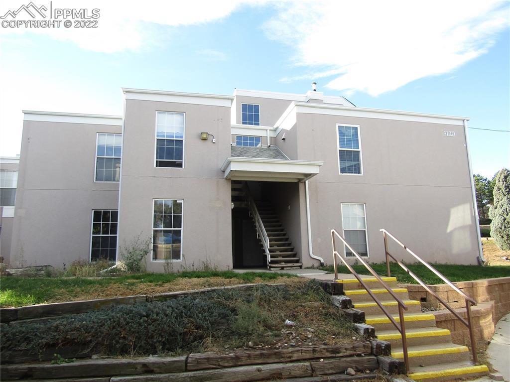 3120 Van Teylingen Dr. #E, Colorado Springs, CO 80917