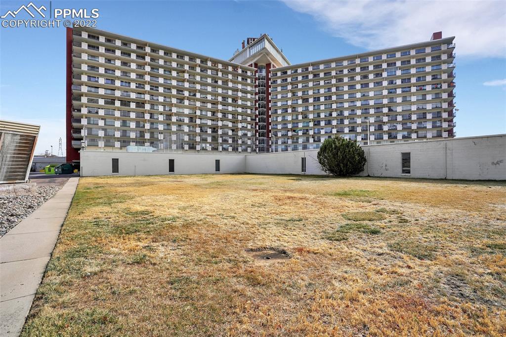 411 Lakewood Cir. #A512, Colorado Springs, CO 80910