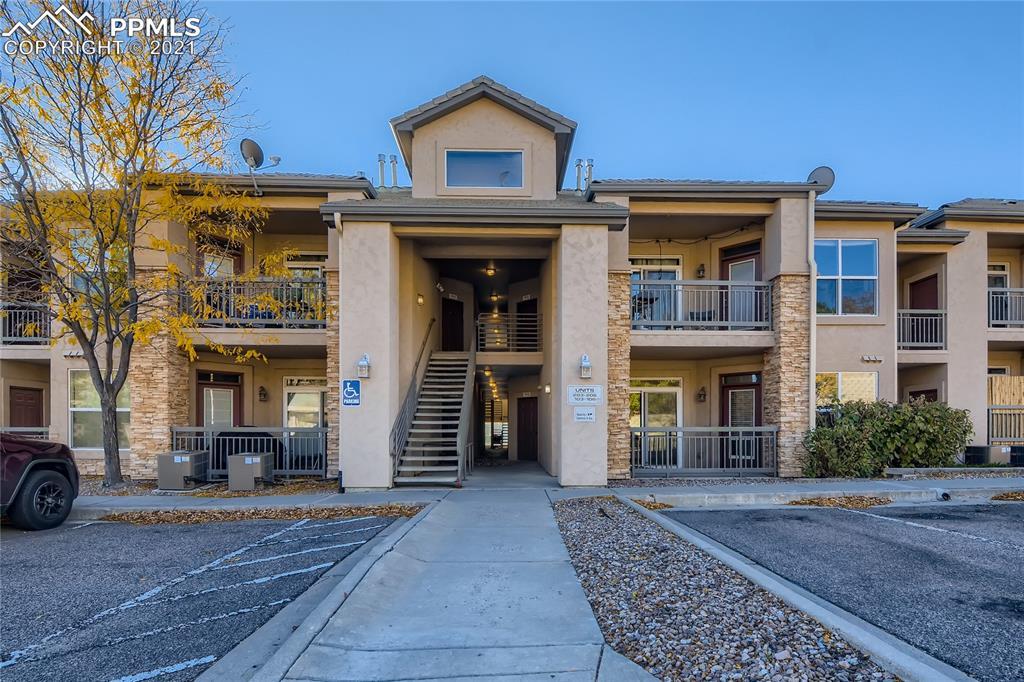 605 Cougar Bluff Point #103, Colorado Springs, CO 80906