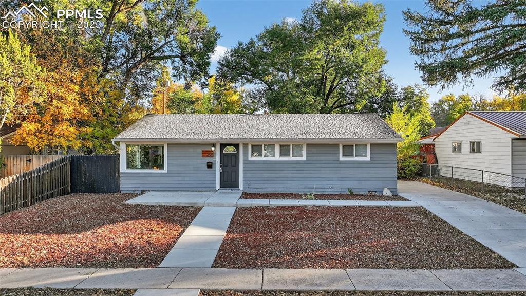 2615 Meadowlark Ln., Colorado Springs, CO 80909