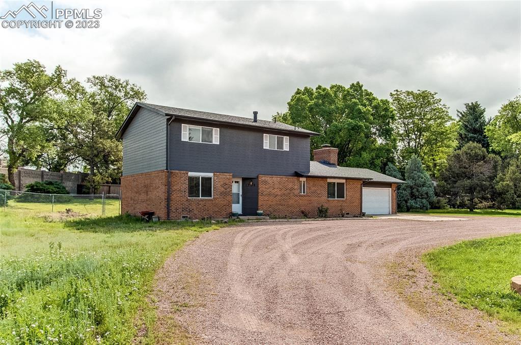 1738 Wildwood Dr., Colorado Springs, CO 80918