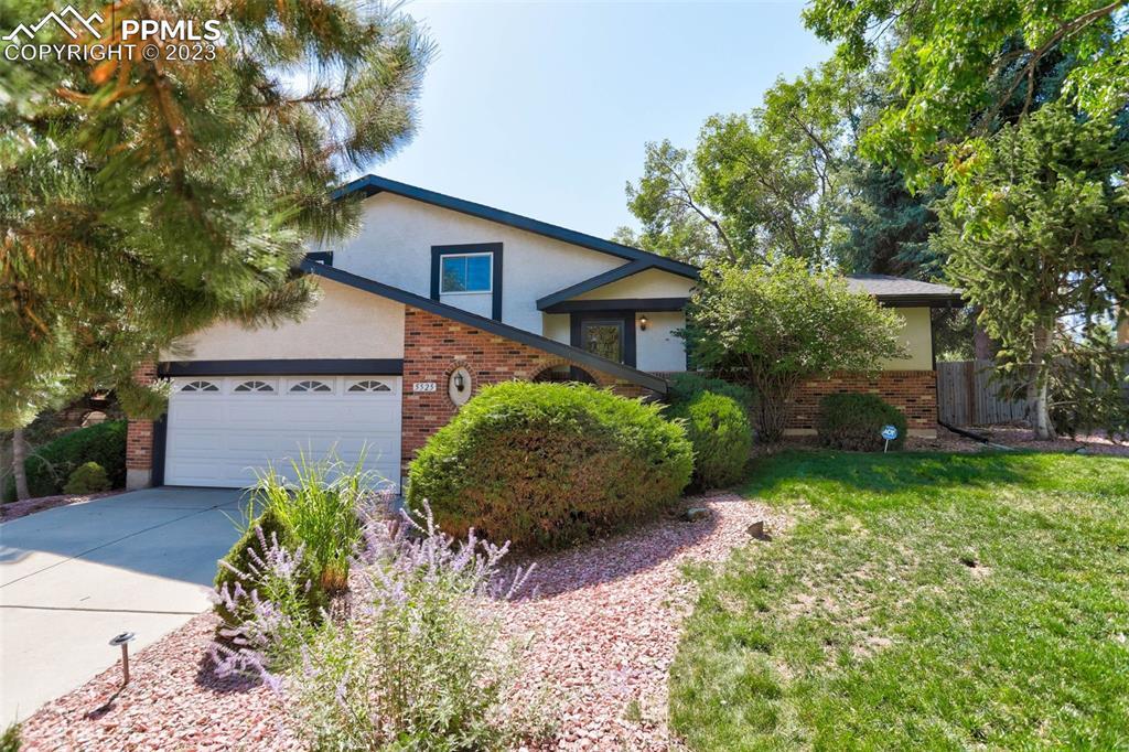 5525 Zapato Dr., Colorado Springs, CO 80917