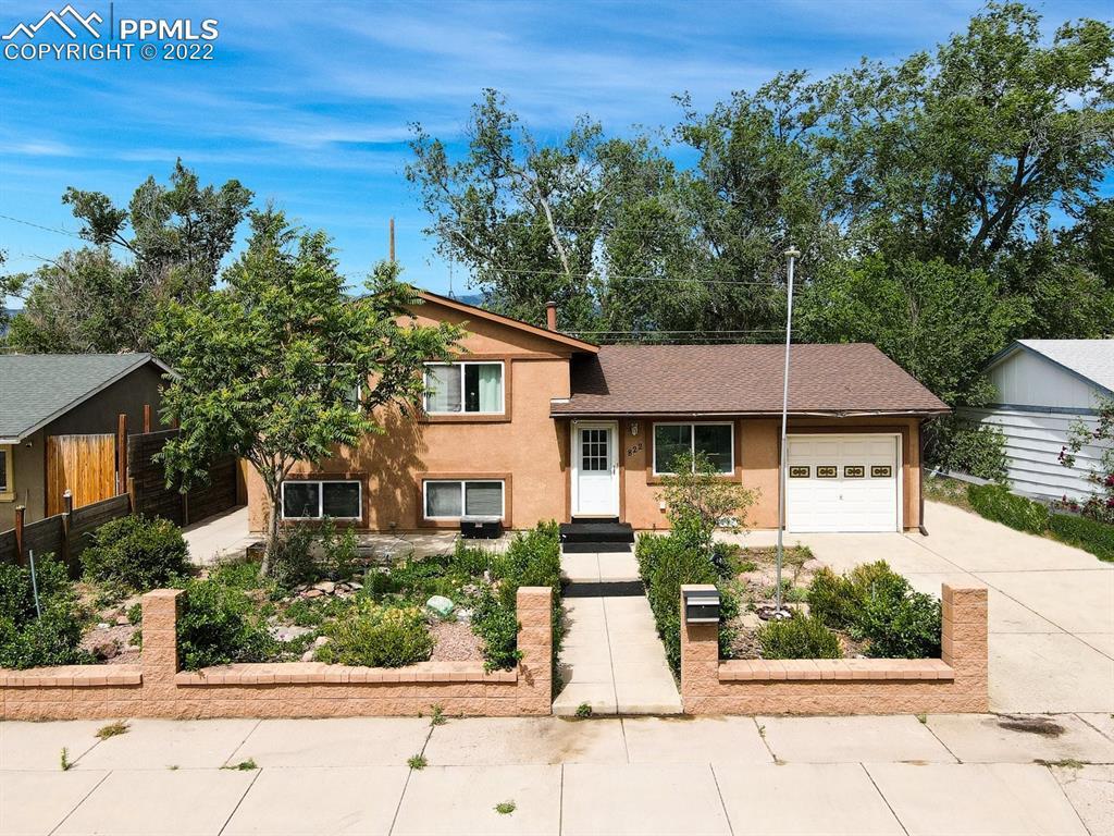 822 Bryce Dr., Colorado Springs, CO 80910